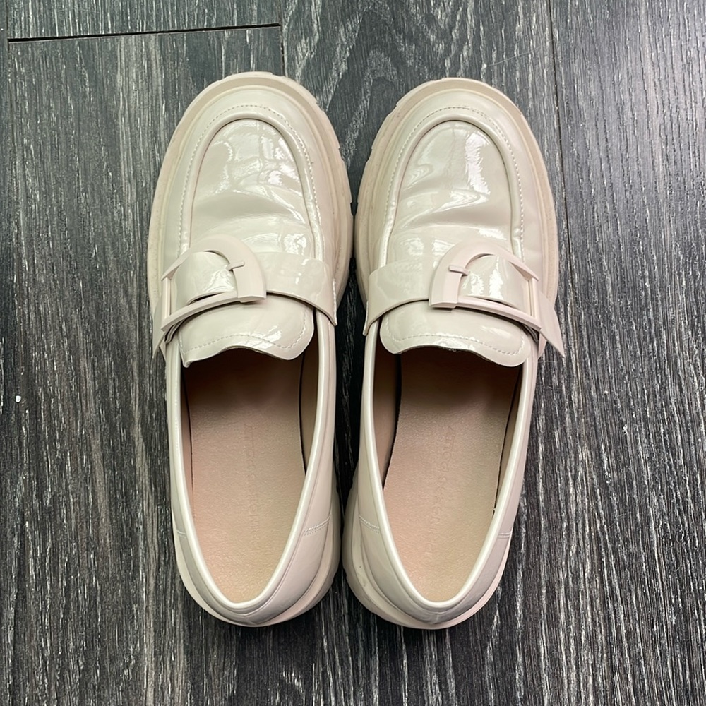 Cream Loafers from Princess Polly. Worn less than 5 times.